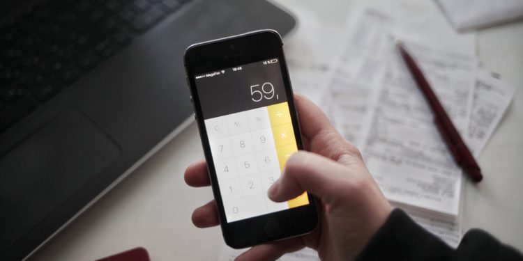 E-ticarette gümrük muafiyeti 75 Euro'dan 30 Euro'ya düşürüldü.